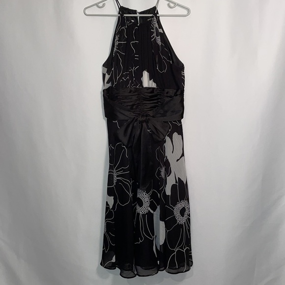 London Times Party Dress - Picture 3 of 9